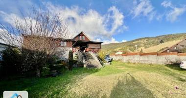 tampon 97430 - villa f4 type chalet - parfaitement entretenue - cadre bucolique - vaste terrain plat