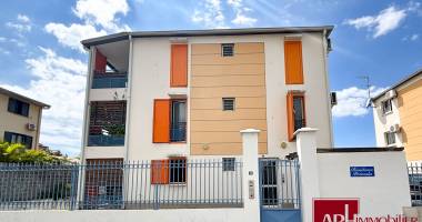 appartement t2 avec stationnement-libre de toute occupation