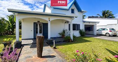 maison 4 pièces 117 m² avec grand terrain piscinable à sainte-suzanne