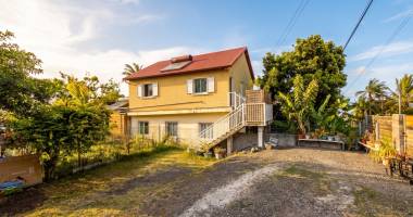 ligne des 400 - maison f4 meublée, loyer 1 250  cc - disponib