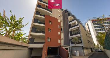 spacieux appartement studio  meublé à saint denis centre proche  41,23 m2 de surface utile
