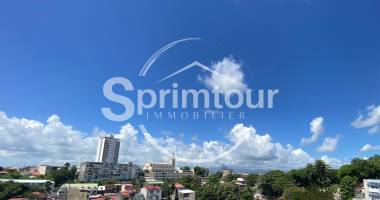 pointe a pitre- appartement 75m2 t3 à rénover