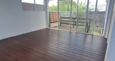 À louer – bas de villa f4 rÉnovÉ À neuf – le tÉvelave