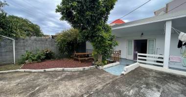 fabien teka immo vous propose maison f5  + local , sainte clotilde, ile de la reunion