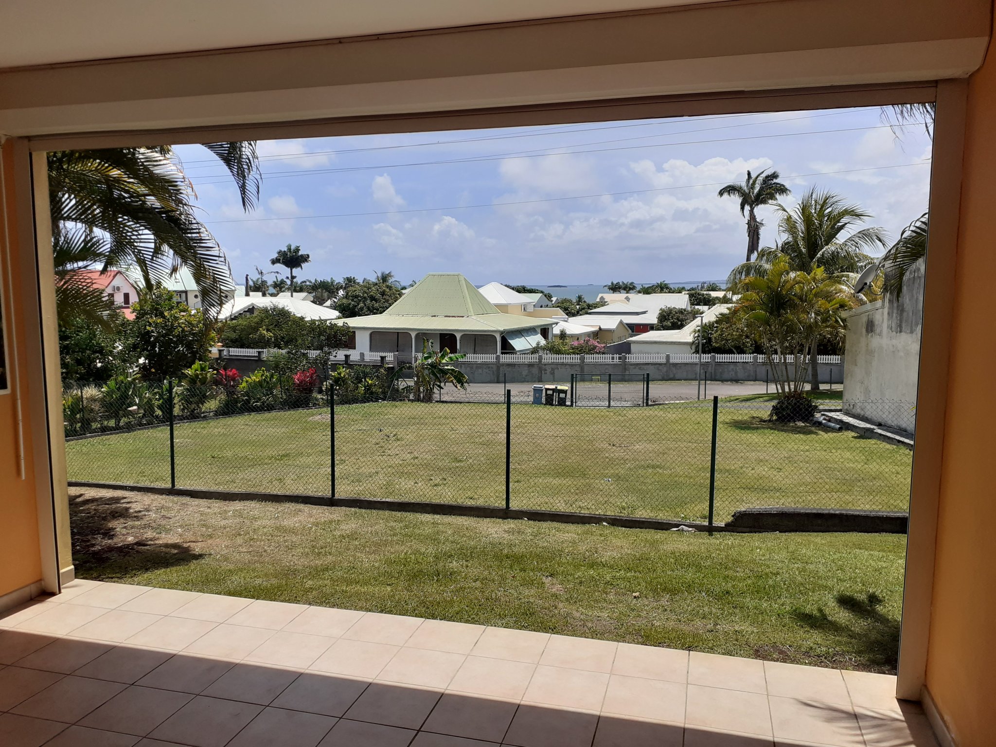 Location Appartement Baie Mahault (97122) Guadeloupe Centre - Réf. KARI