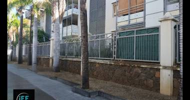 studio meublé en rez de jardin à 100 mètres de la plage