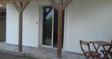 studio meublé en rez-de-jardin