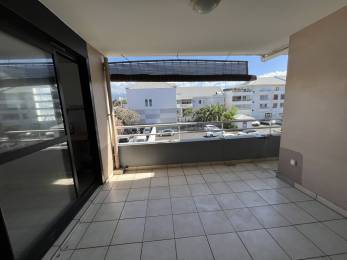 Location F3 ST PIERRE + 2 PKGS - ALBANY FRONT DE MER Saint-Pierre (97410) - REUNION